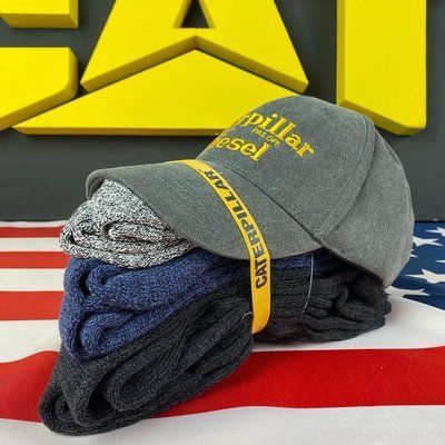 Бейсболка+шкарпетки Caterpillar Diesel Cap Sock Bundle 7090039 7090039 фото
