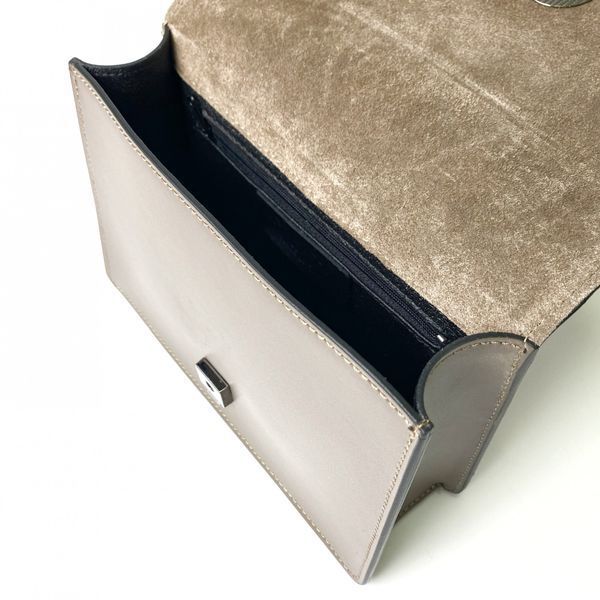 44856123 фото