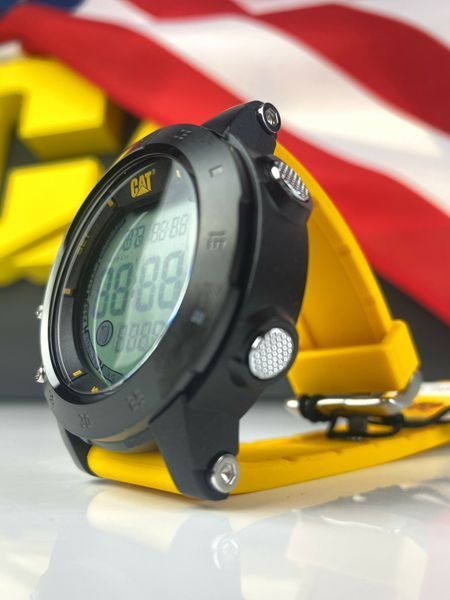 Часы CAT Digital Chronograph Sports OP16727247 OP16727247 фото