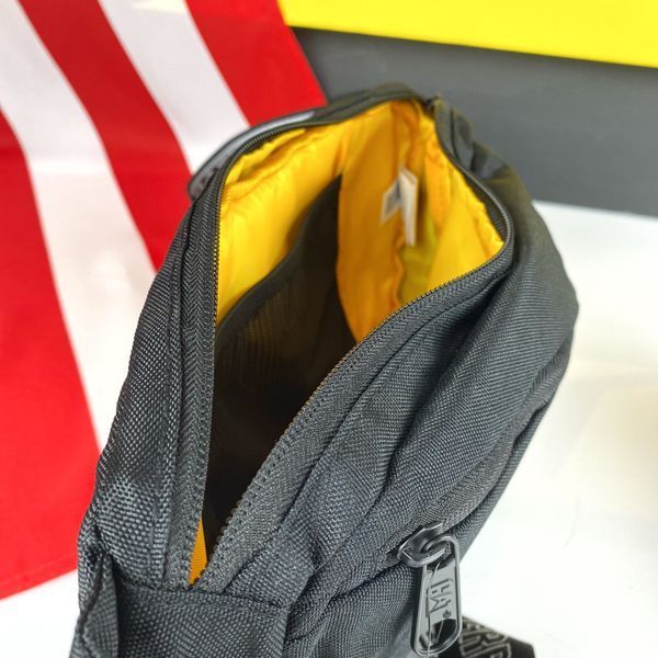 Сумка на пояс CAT CIty Adventure Large Bum Bag 84426-01 84426-01 фото
